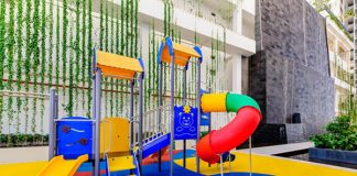 Sàn gạch cao su làm sân chơi trẻ em Sàn gạch cao su làm sân chơi trẻ em